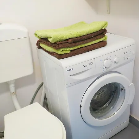아파트 Troyl Apartament